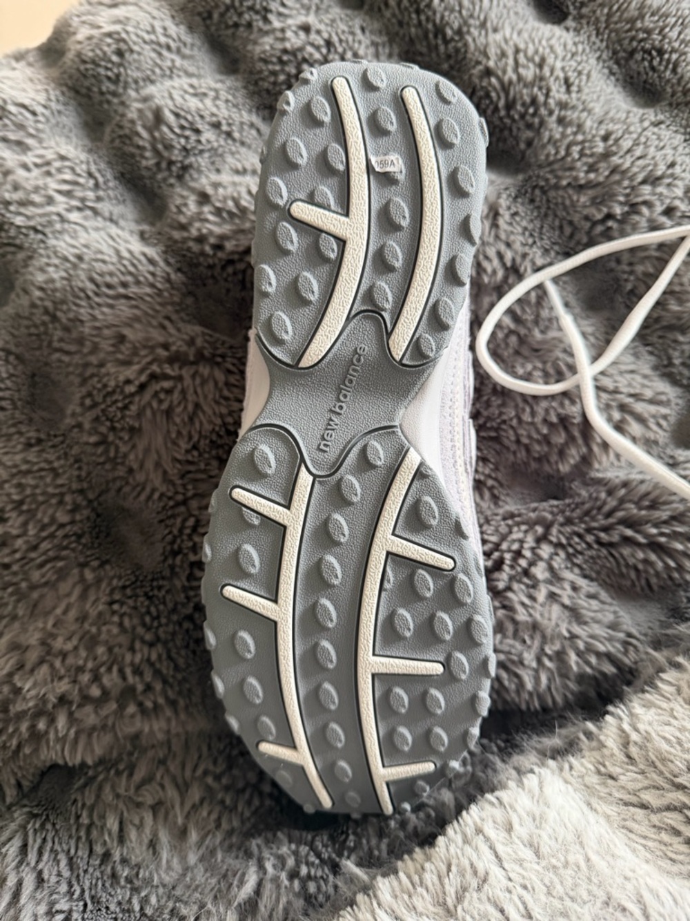 New Balance 204 L - Picture 3 of 4
